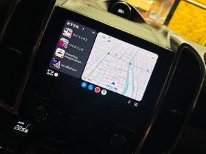 ポルシェ　純正ナビ　PCM PCM4 PCM5 PCM6 PCM7 後付け　ワイヤレス　CarPlay カープレイ　Android Auto ミラーリング　iPhone ワイヤレス　映像入力　AVインターフェース　AUX 外部入力　コーディング　マカン　カイエン　パラメーラ　992 991 997 996 スピーカー交換　センタースピーカー ブルメスター　BOSE Bang & Olufsen バングアンドオルフセン　Youtube 動画視聴　動画アプリ　名古屋　HOT WIRED ホットワイヤード