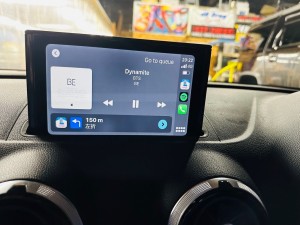 audi s3 a1 a2 q3 s4 アウディ　カーナビ　ワイヤレス　CarPlay カープレイ　後付けCarPlay ミラーリング avインターフェース hdmi入力　usb iPhone Hulu amazon Netflix 動画視聴　動画アプリ　サブスク　アウディ純正ナビ　MMI MMI2 MMI3 APPLE Android Auto YOUTUBE Bluetooth WIFI ヤフー　無線