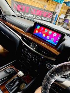 レクサス　マークレビンソン　純正　ワイヤレス　CarPlay カープレイ　スピーカー交換　音質向上　Youtube 動画　hdmi センタースピーカー　スコーカー　ミッド　ワイドレンジ　ミッドレンジ　ツイーター　サブウーハー　Android Auto アンドロイド　lx570 ls500 lc500 rx450 rx500 ls600 Audible Physics ram2 HOT WIRED ホットワイヤード　名古屋　カーオーディオ専門店