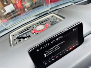 マツダ　純正　ボーズサウンド　ボーズ　bose マツコネ　cx-5 cx-8 cx60 cx30 mazda6 センタースピーカー　スピーカー交換　音質向上　カーオーディオ　ツイーター　ウーハー　センター　HOT WIRED 名古屋　ホットワイヤード　音質改善　スピーカー通販