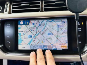 ワイヤレス　CarPlay カープレイ　Android Auto ミラーリング　映像入力　USB hdmi Youtube グーグルマップ　ヤフーカーナビ　iPhone iPhone16 スマホ　airplay レンジローバー　ローバー純正　メリディアン　純正メリディアン　ジャガー　純正ナビ　スピーカー交換　センタースピーカー　ツイーター　スコーカー　ミッドレンジ　サブウーハー　MERIDIAN lAND ROVER JAGUAR RANGE ROVER L405 オートバイオグラフィ 純正ナビ　音質向上　デュアルビューモニター　音質改善　CarPlay ワイヤレス　AVインターフェース　通販　名古屋　ホットワイヤード