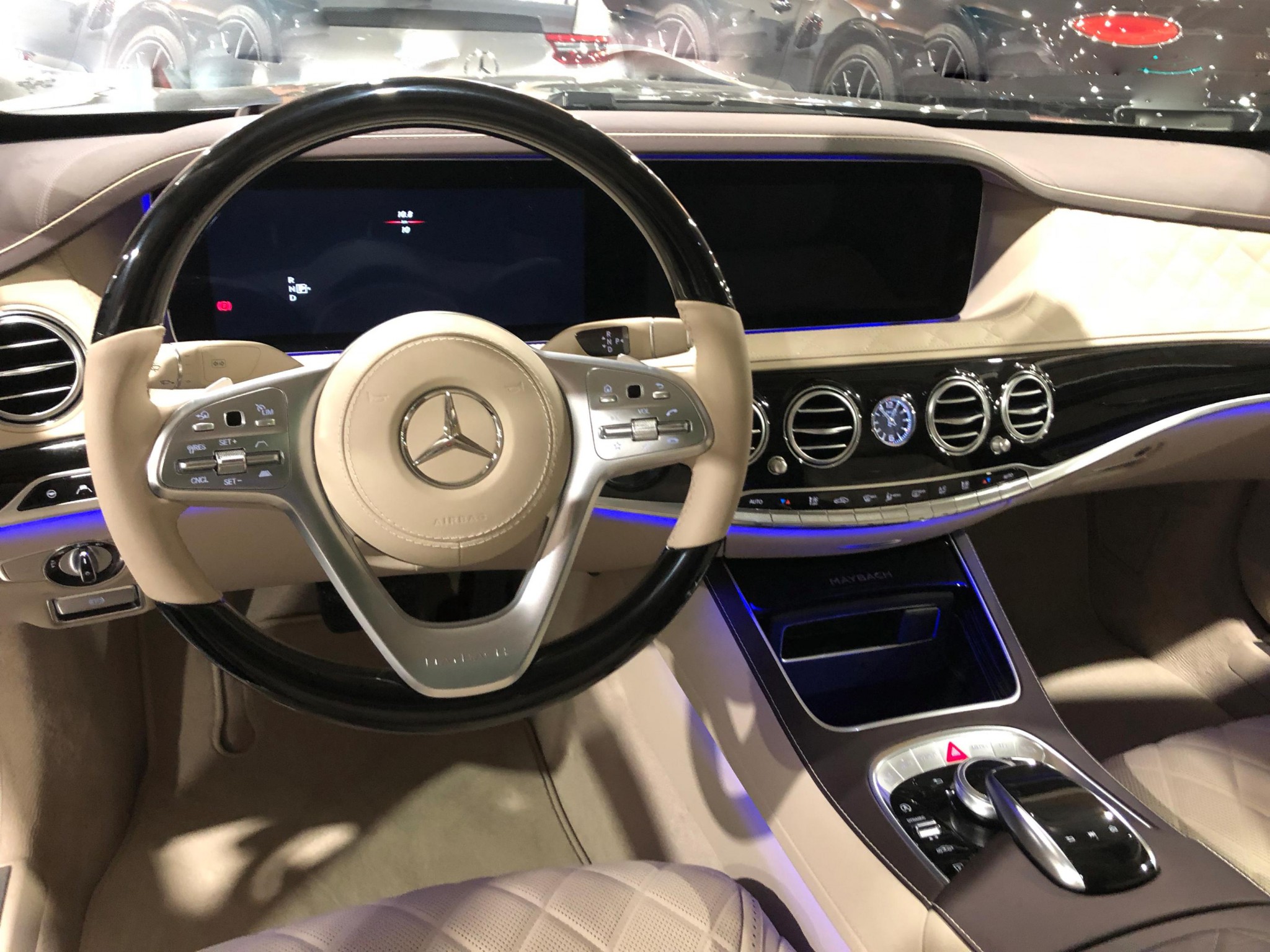 「ベンツ コーディング」マイバッハ／ベンツ並行輸入車 Maybach, S63 AMG COMANDシステムのシステムの日本語化／ナビの日本語化／本国仕様フルパワーのプログラムインストール