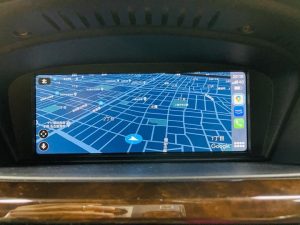 後付けCarPlay カープレイ　ワイヤレス　bmw 純正ナビ　iPhone Android Auto　cic road map premium 修理　