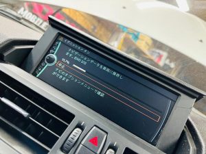 bmw 純正ナビ　cic nbt ccc iDrive アイドライブ　修理　地図　更新　マップデータ　コーディング　グレーアウト　再起動　ブラックアウト　電源が落ちる　road map premium 2020 2023 最新　ライセンス　コード　インストール　アップデート　japan coding コーディング