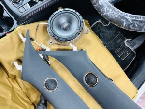 cx-5 cx-8 bose mazda 純正ボーズ　スピーカー交換　カーオーディオ　スピーカーセット　通販　diy プラグアンドプレイ plug and play ポン付け　カプラーオン　インナーバッフル　ツイーター　センタースピーカー　アップグレードキット　HOT WIRED ホットワイヤード　名古屋　ボーズサウンド　bose sound 純正bose　ce-165　Mercury Car Audio　ツイーター埋込　ピラー