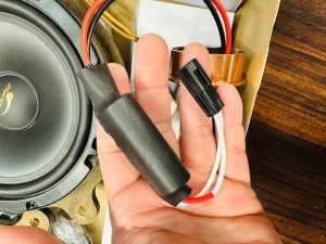 cx-5 cx-8 bose mazda 純正ボーズ　スピーカー交換　カーオーディオ　スピーカーセット　通販　diy プラグアンドプレイ plug and play ポン付け　カプラーオン　インナーバッフル　ツイーター　センタースピーカー　アップグレードキット　HOT WIRED ホットワイヤード　名古屋　ボーズサウンド　bose sound 純正bose　ce-165　Mercury Car Audio　ハイパスフィルター