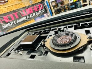 cx-5 cx-8 bose mazda 純正ボーズ　スピーカー交換　カーオーディオ　スピーカーセット　通販　diy プラグアンドプレイ plug and play ポン付け　カプラーオン　インナーバッフル　ツイーター　センタースピーカー　アップグレードキット　HOT WIRED ホットワイヤード　名古屋　ボーズサウンド　bose sound 純正bose　ce-165　Mercury Car Audio　fx-101 2インチワイドレンジドライバー