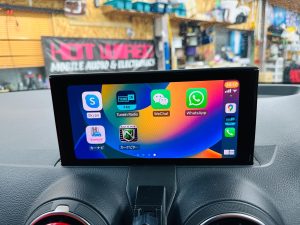 audi mib2 mib2 smart phone interface アウディ　純正　スマートフォンインターフェース　後付け　CarPlay Android Auto アンドロイドオート　カープレイ　インストール　オプション　購入　コーディング　ソフトウエア　ハードウエア　ワイヤレス　ミラーリング　q2 q3 a3 a4 iPhone スマホ　純正ナビ　カーナビ　Youtube