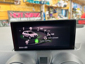 audi mib2 mib2 smart phone interface アウディ　純正　スマートフォンインターフェース　後付け　CarPlay Android Auto アンドロイドオート　カープレイ　インストール　オプション　購入　コーディング　ソフトウエア　ハードウエア　ワイヤレス　ミラーリング　q2 q3 a3 a4 iPhone スマホ　純正ナビ　カーナビ　Youtube